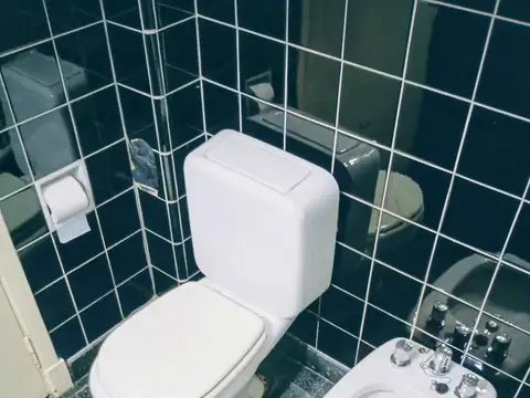 Depto Tipo Casa en Venta 60 años