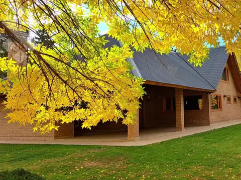 VENTA CASA AMOBLADA, 3 DORMITORIOS, ARROYITO COUNTRY CLUB