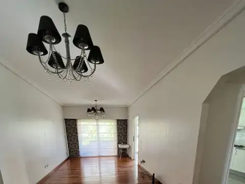 Departamento 5 ambientes con 4 baños