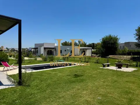 Country Club Manuel Belgrano 100