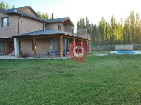 VENTA 5 Hectáreas con Chalet en Centenario