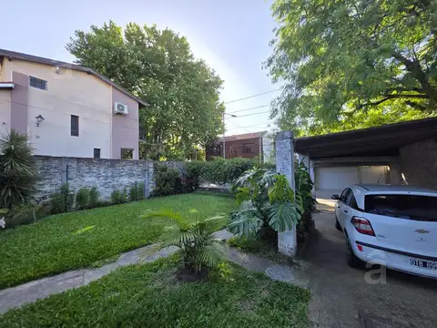Casa en Venta en Villa Ballester - Multifamiliar - Próxima a estación Chilavert