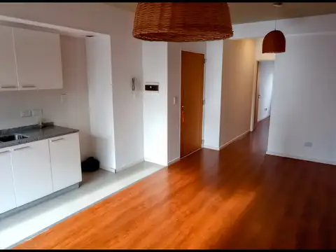 Departamento en Alquiler en Agronomia, $ 650.000