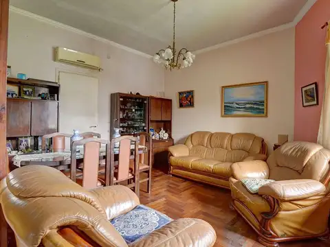 Depto Tipo Casa en Venta en Villa Luro, USD 145.000