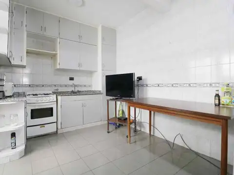 VENTA 3 AMBIENTES CON BALCÓN LUMINOSO EN CABALLITO