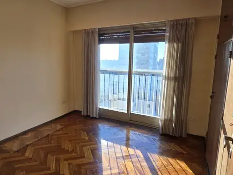 Caracas 300, Piso 13