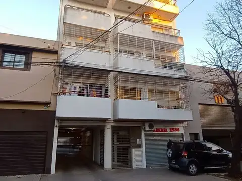 ALQUILER COCHERA ECHESORTU -  SAN NICOLAS 1540