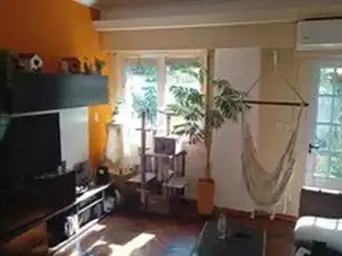 Avenida Carabobo 100, Piso PB