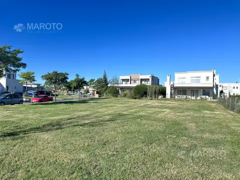 Casa en Venta en Puertos - Barrio Ceibos, USD 140.000