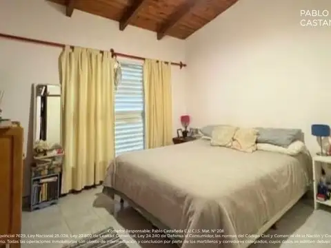 Casa en Venta con 1 cochera