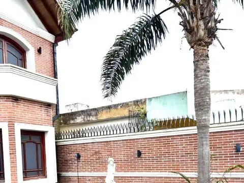 Casa en Venta en José Mármol, USD 240.000