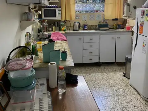 Casa 4 ambientes con 1 baño