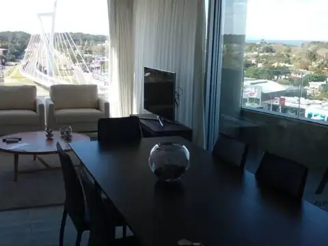 Departamento en Alquiler con 1 cochera