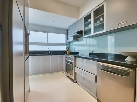Departamento en Alquiler de 5 dormitorios