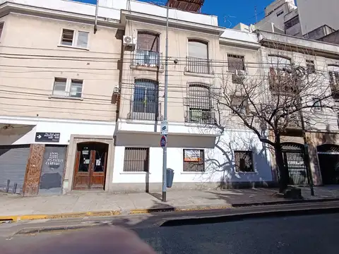 Tte Gral Juan D Peron 3400, Piso PB