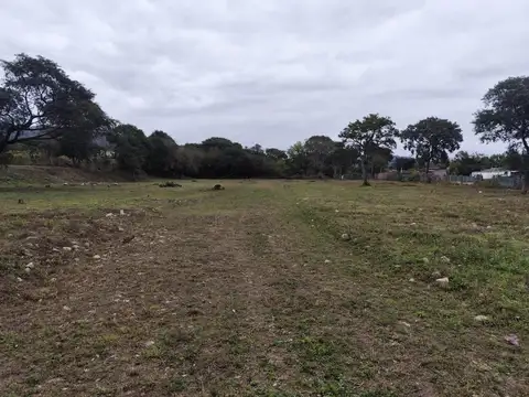Terreno en Venta 30  mts Fondo