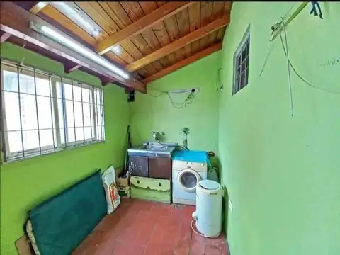 Casa en Venta en Parque Avellaneda, USD 105.000
