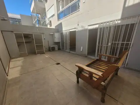 Avenida Directorio 1200, Piso 1