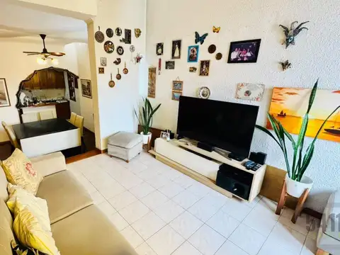 Depto Tipo Casa en Venta de 4 ambientes