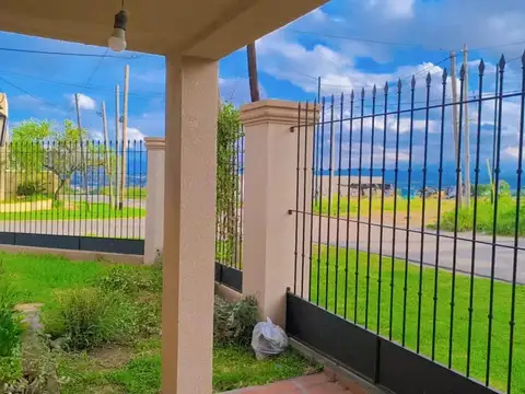 Casa en Venta en Barrio Grand Bourg, USD 180.000