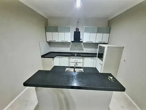 Casa 3 ambientes con 2 baños