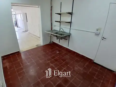 Local - Alquiler - Argentina, San Miguel de Tucumán - Castro Barro 1900