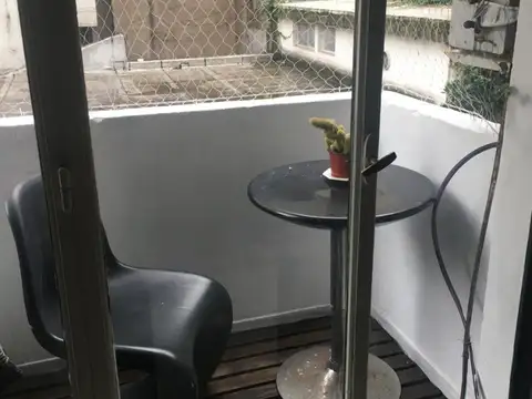 Depto Tipo Casa 2 ambientes con 1 baño