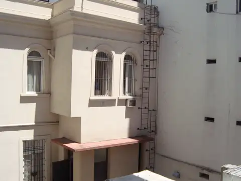 OPORT  SIN COMISION. SE ACEPTAN MASCOTAS  Palermo Chico.2 AMB BALCON Araoz al 3000 Bajas expensas!