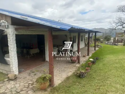 Quincho con Casa a terminar en venta Vertientes barrio privado Vaqueros