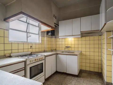 DEPARTAMENTO 4 AMB + ESTUDIO  - A RECICLAR - FLORES