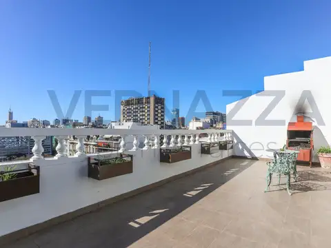 Sin muebles - Alquiler Dúplex 3 ambientes con terraza y cochera frente a Plaza Libertad