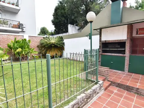 Depto Tipo Casa en Venta de 5 ambientes