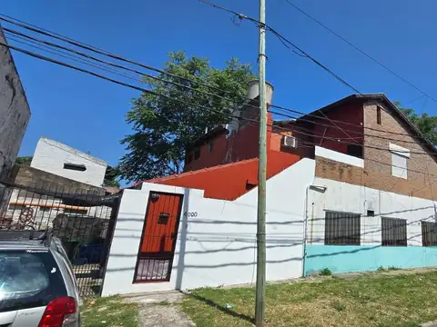 Calcagno  al 4000  esq. san jose de Flores
