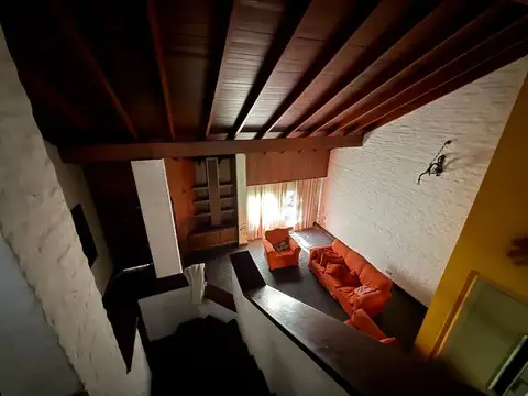 Venta casa 4 ambientes cocheras parque quincho apto crédito