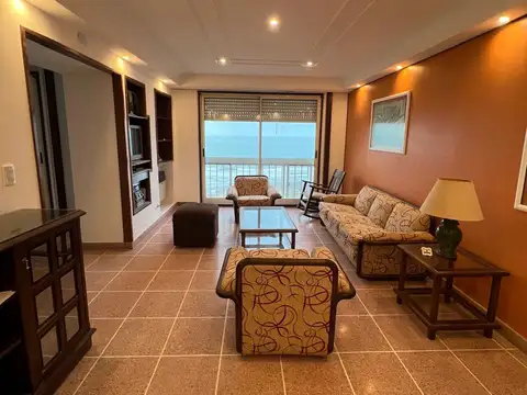 Departamento en Alquiler de 6 ambientes