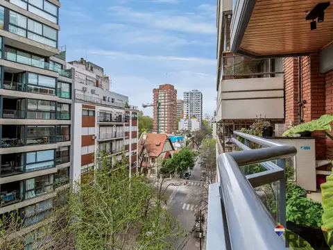 Departamento 5 ambientes con 4 baños
