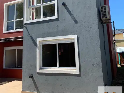 Casa en venta - 2 Dormitorios 1 Baño - Mar de Ajó