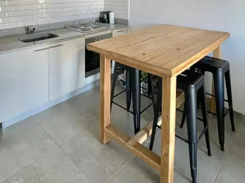 Av. Bartolome Mitre  al 400