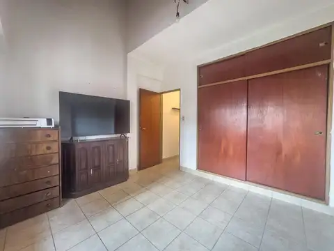 Depto Tipo Casa en Venta en Munro-Oeste, USD 149.000