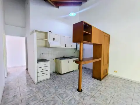 Depto Tipo Casa en Venta con 1 cocheras