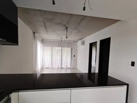 Departamento en Alquiler con 1 cocheras