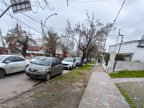 Av. Arana e/ 7 y Cno. Centenario 100