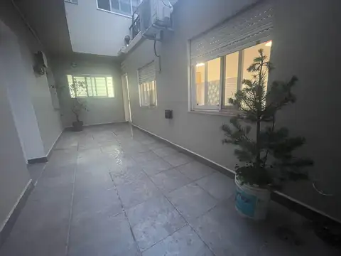 Depto Tipo Casa en Alquiler de 2 ambientes