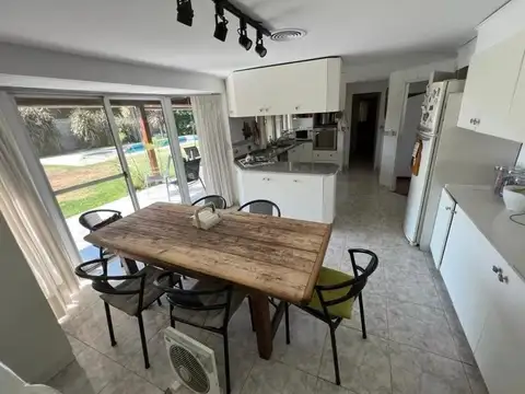 Casa en Venta en La Legua, USD 275.000