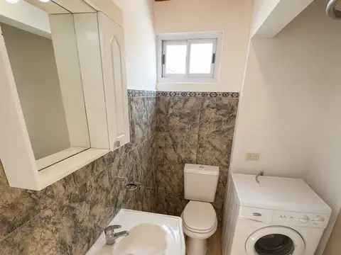 Alquiler de Ph planta alta en excelente estado y buena ubicación San Isidro