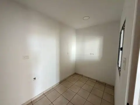 Galpon en Venta en Parana, USD 200.000