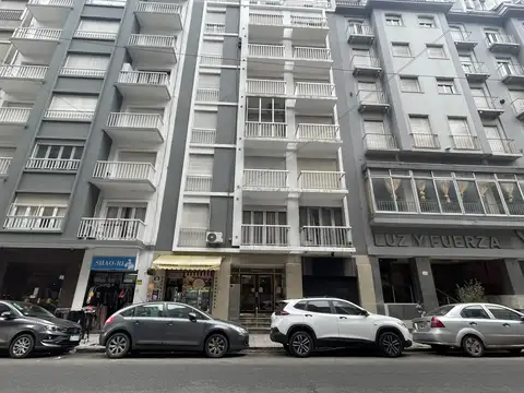 Las Heras 2200, Piso 8