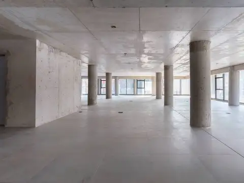 Av. Caseros 3400, Piso 2