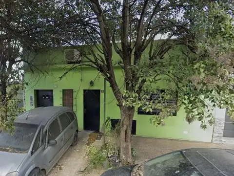 Venta en block 2 ph de 3 ambientes a reciclar- Melo 900, Lomas del Mirador