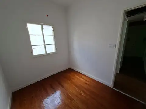 Bartolomé Mitre 4200, Piso 1